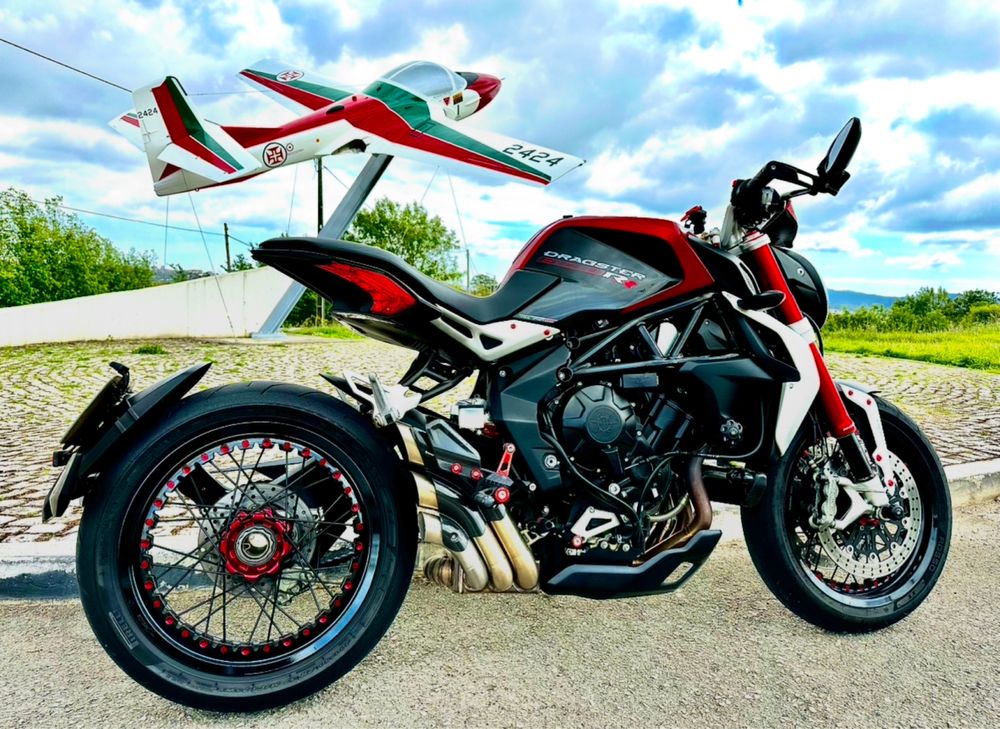MV AGUSTA Dragster 800 RR