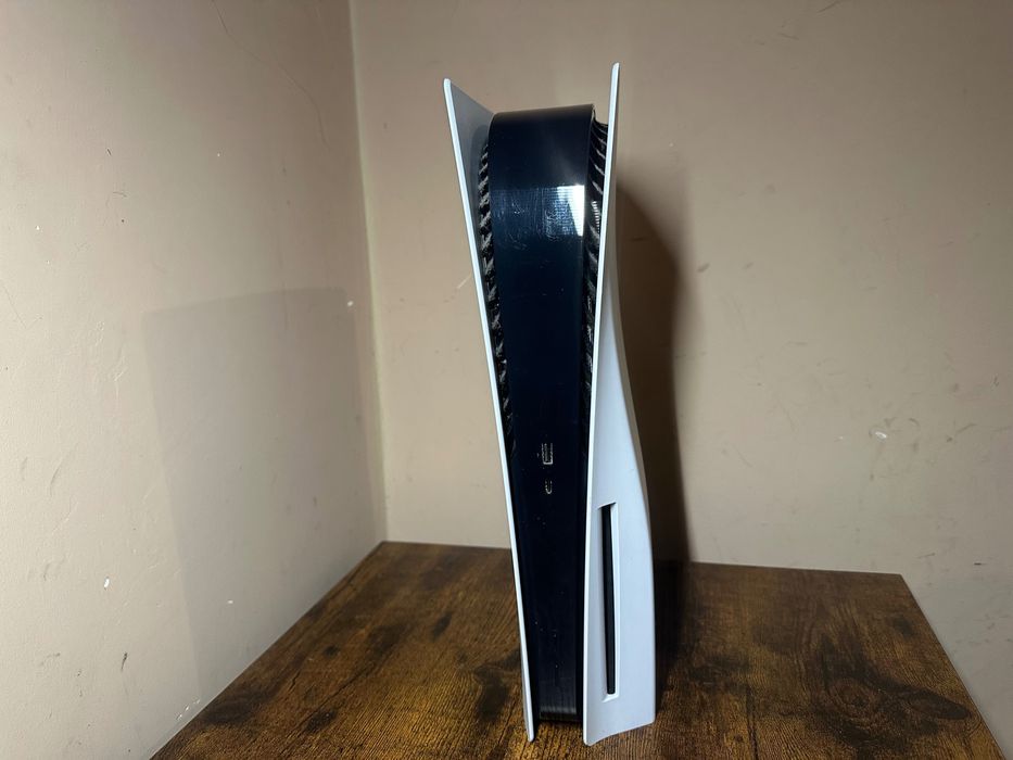 Zestaw Playstation PS5 VR2 plus Logitech G923 z stojakiem i drążkiem