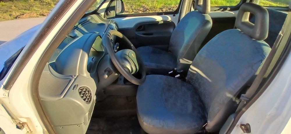 Renault kangoo 1.2 5lugares