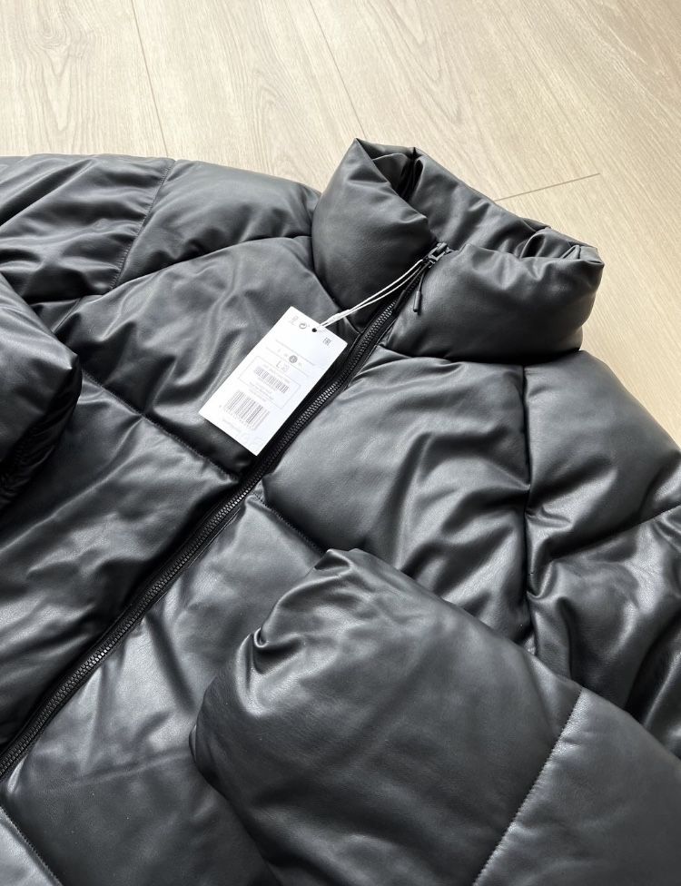 Куртка Bershka Puffer Jacket пуховик экокожа (M)