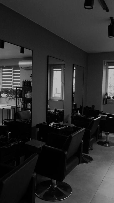 Вакансія: перукар-стиліст