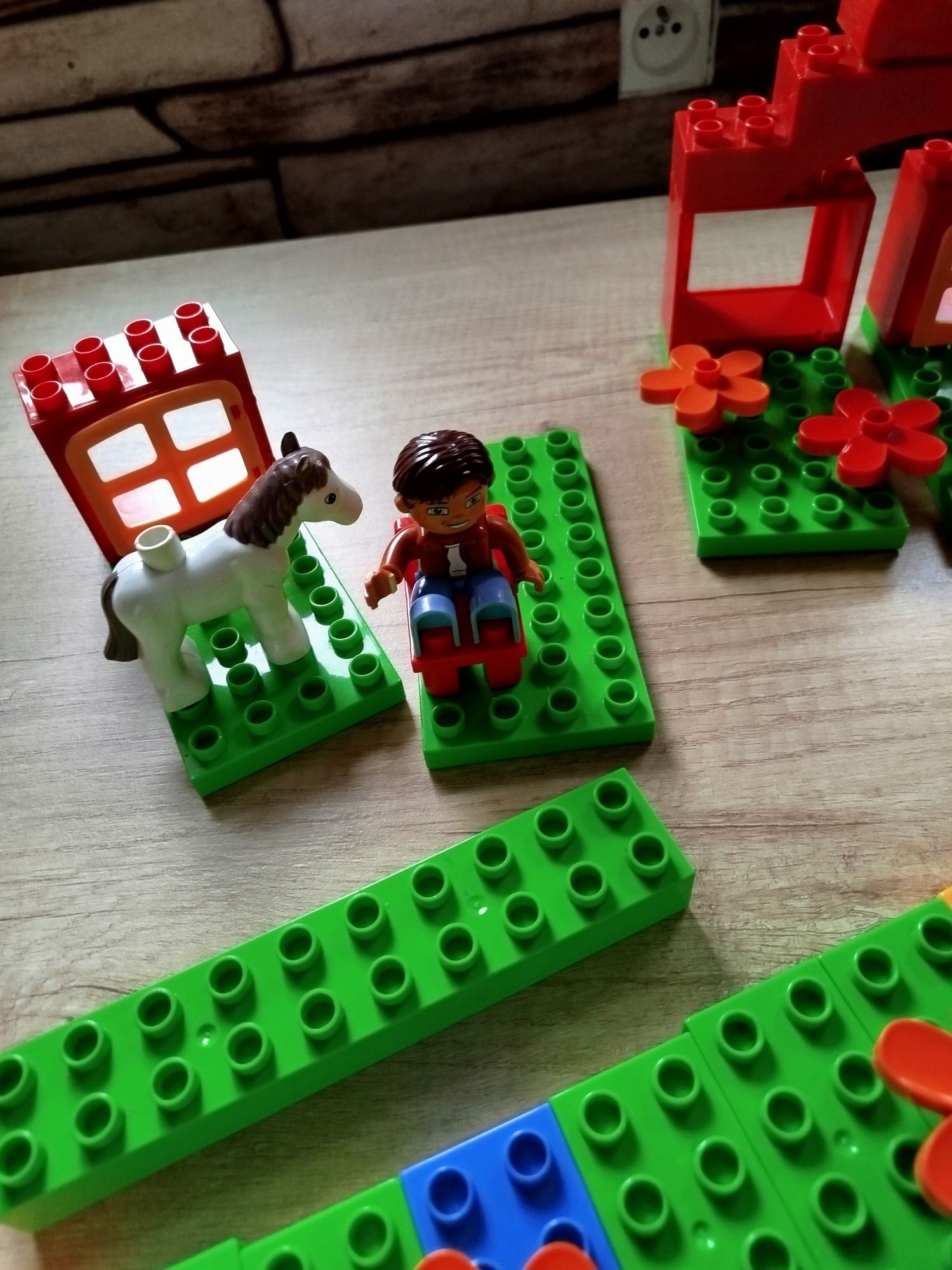 Lego Duplo Farma + gratis  świecąca piłka Mcqueen