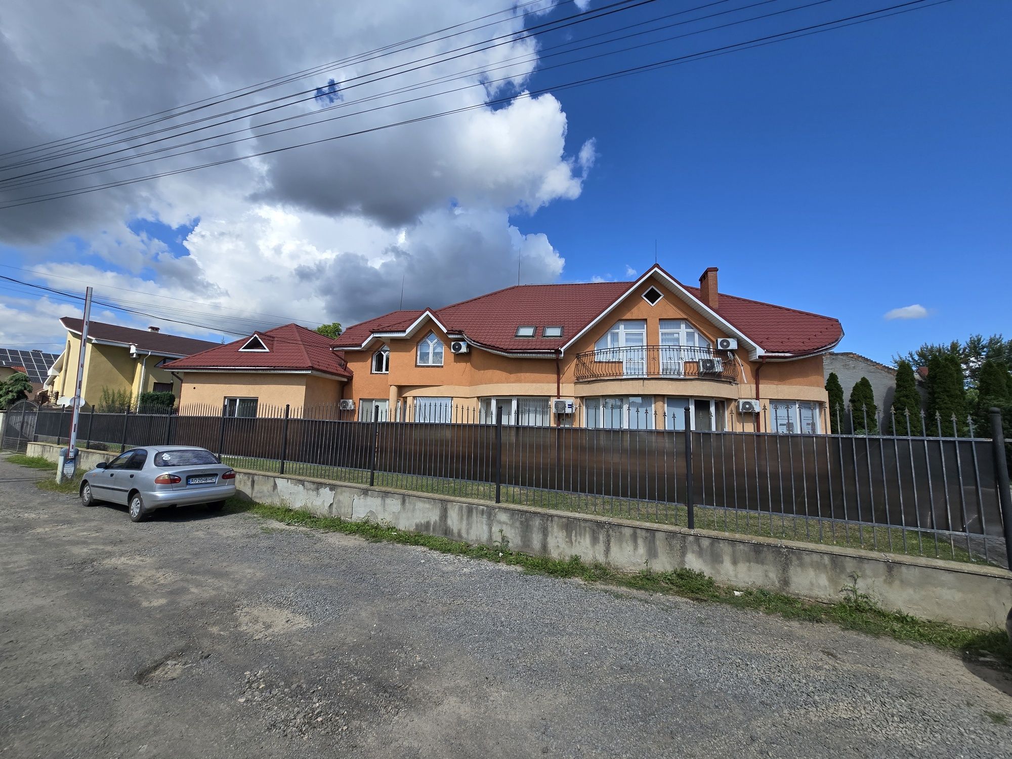 ПРОДАЖ КОМЕРЦІЙНОГО ПРИМІЩЕННЯ офісно-виробничого / 14 сот. землі