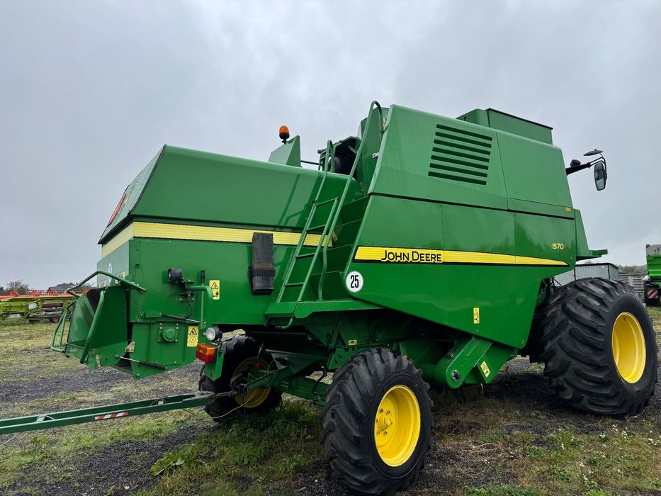 Kombajn zbożowy john deere 1570