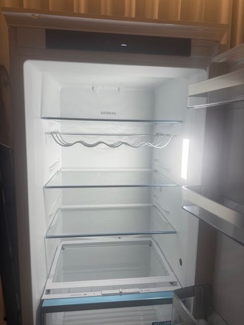 Frigorífico Siemens encastre 177cm Hyperfresh/ Low Frost- Como Novo