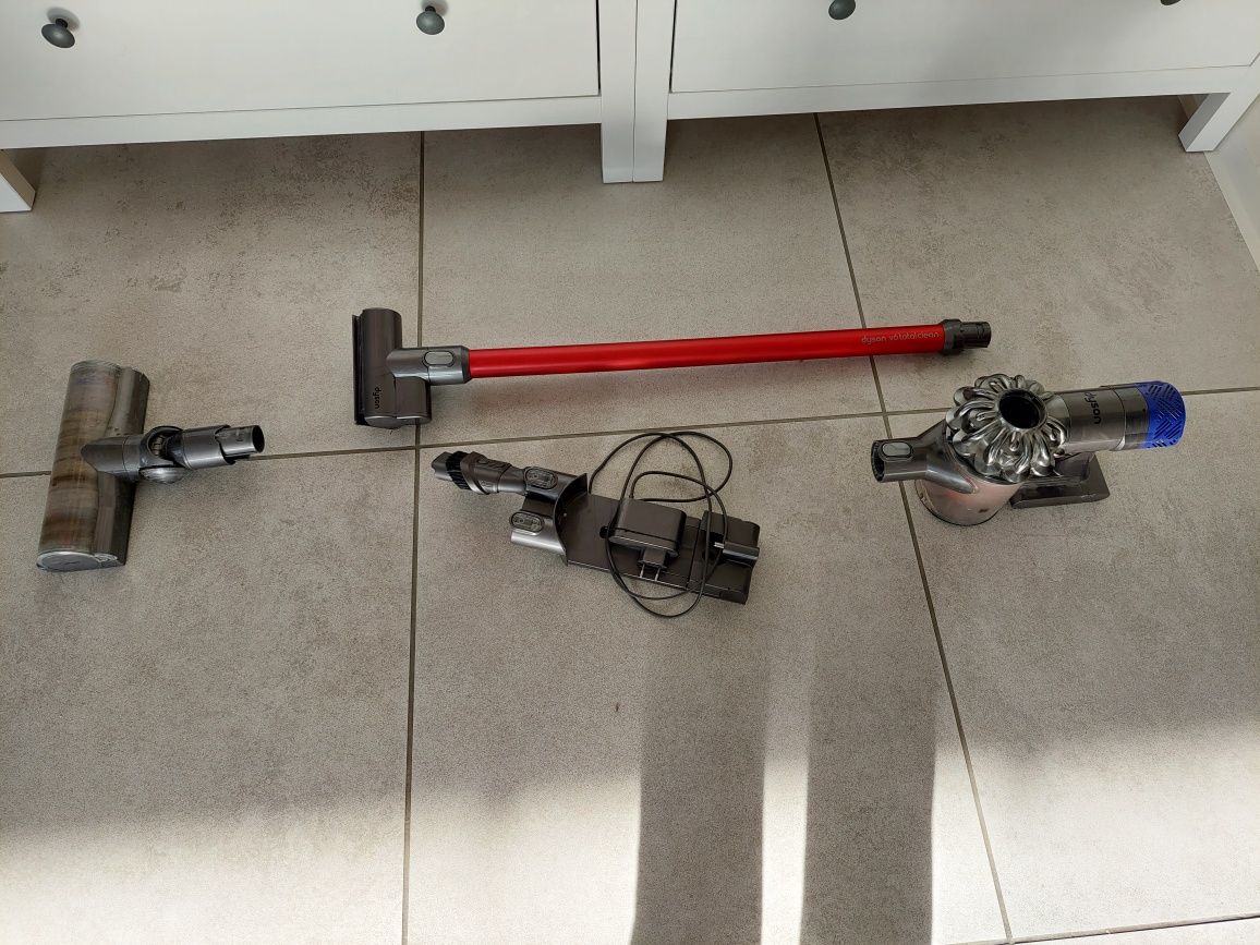 Dyson v6 absolute stan jak na zdjęciach-