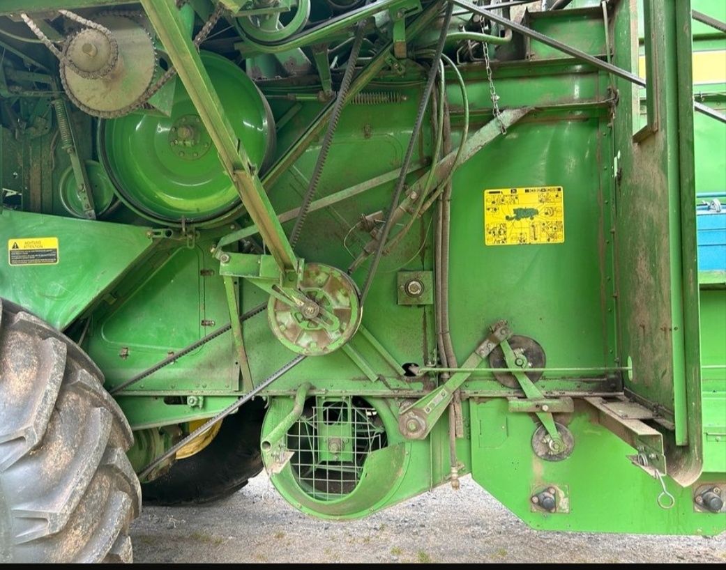 Комбайн свіжопригнаний John Deere 1052