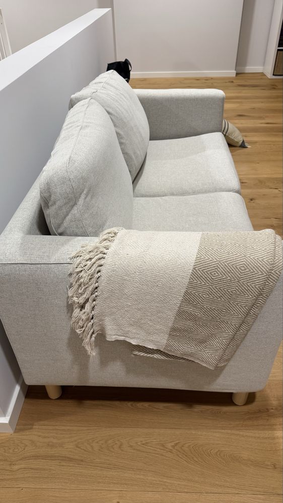 Sofa Ikea 2 lugares - beje