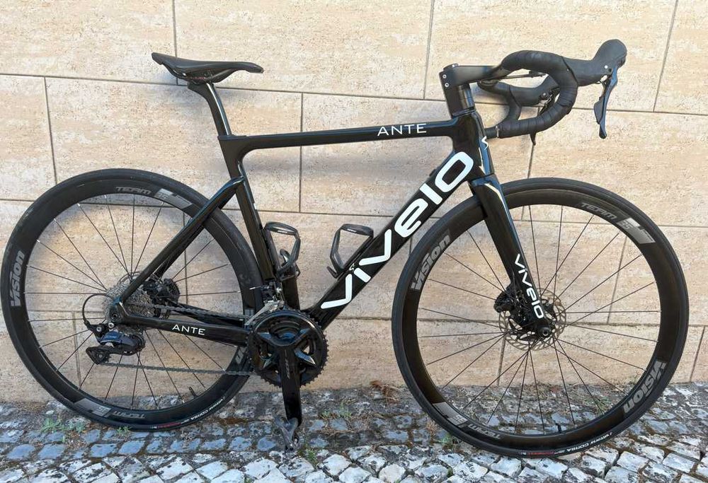 Bicicleta Estrada Vivelo Carbono – Shimano 105, Vision Team Tubeless