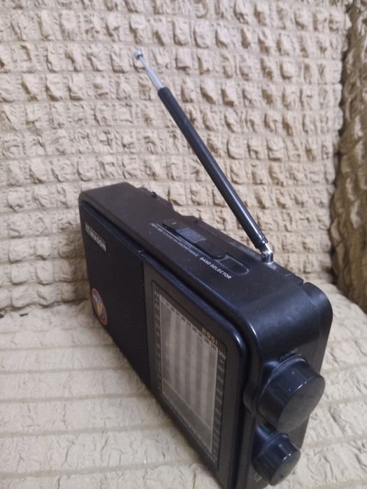 Продам радиоприемник.