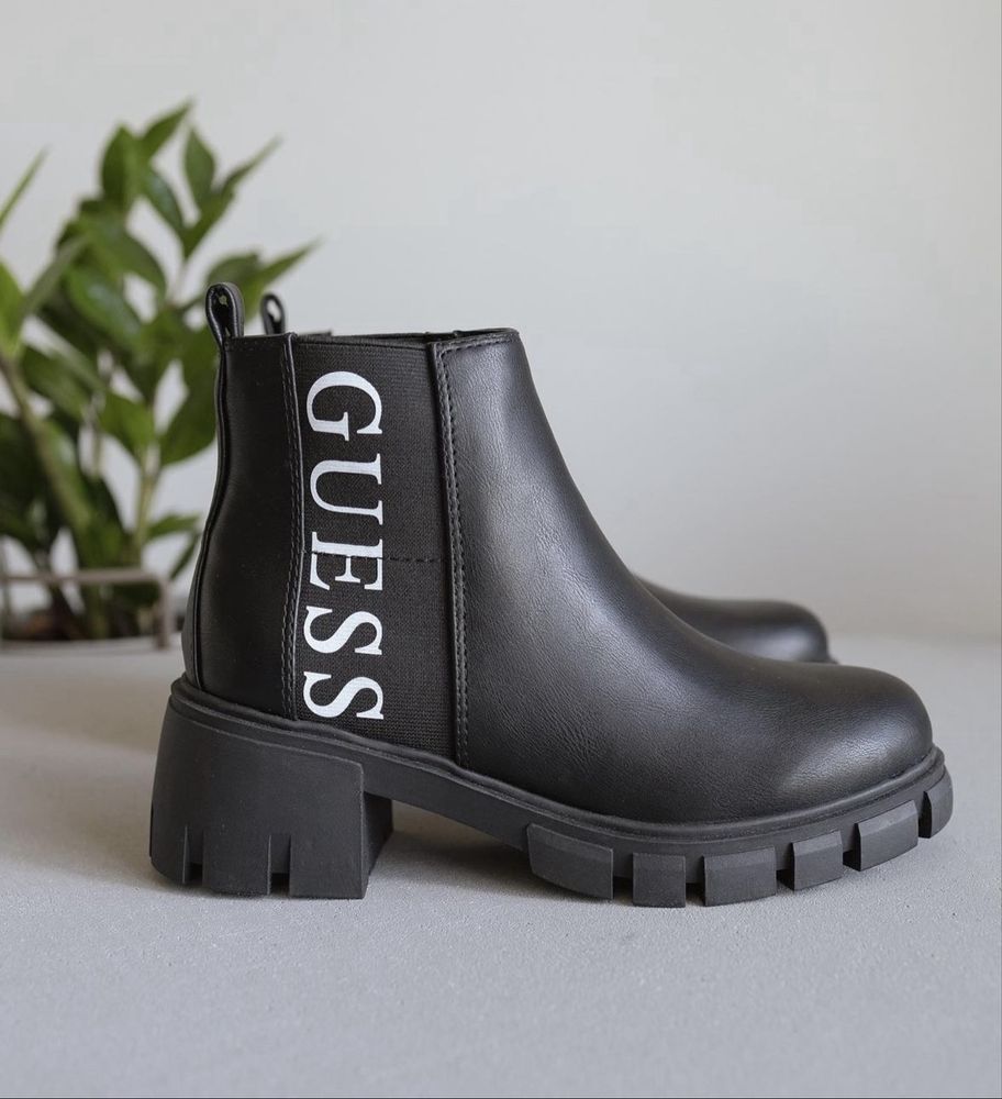 Ботинки Челсі Guess Оригінал