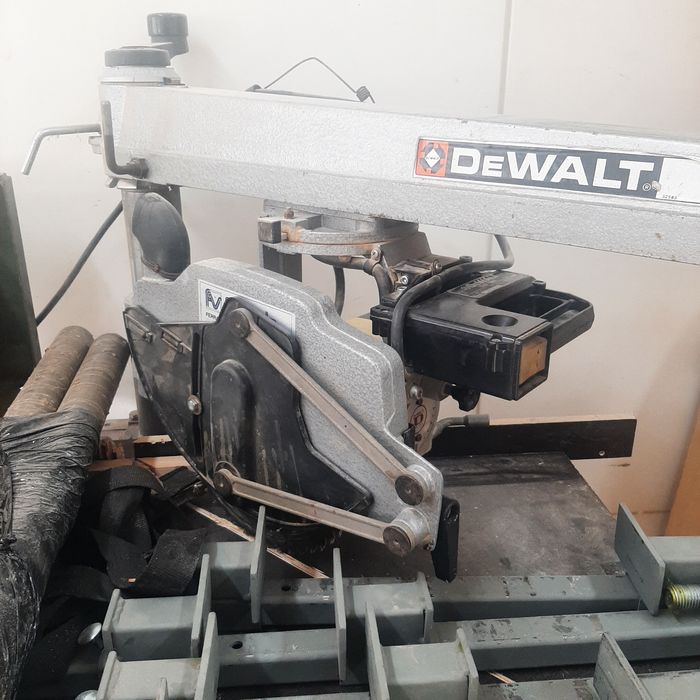 Pila dewalt , ukośnica,  pila radialna