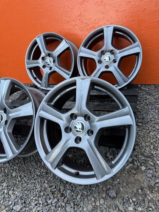 Диски R17 5.112 ET47 шкода а5 а7 гольф пассат кадди тоуран