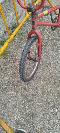 Vendo BMX vermenha