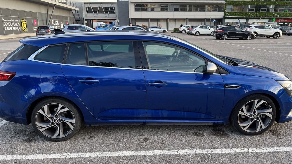 Renault Megane Sport Tourer GT 205cv