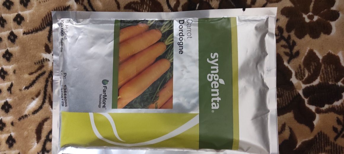 Насіння моркви Syngenta гібрид 100000 штук