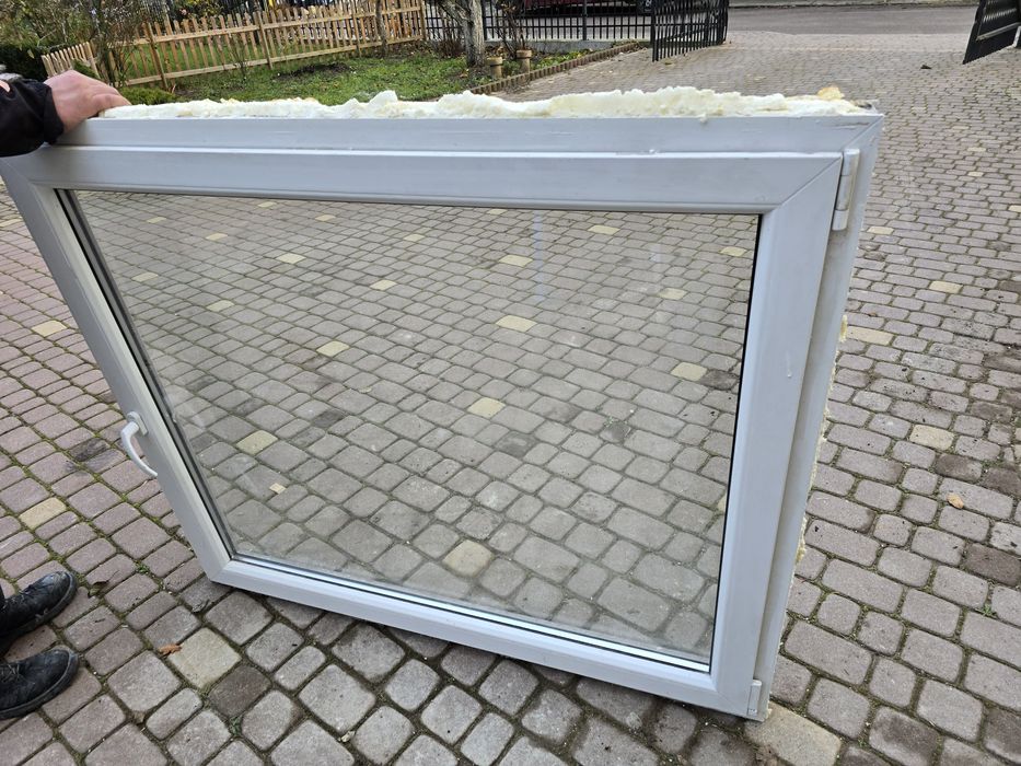 Okno 120 cm x 140 cm