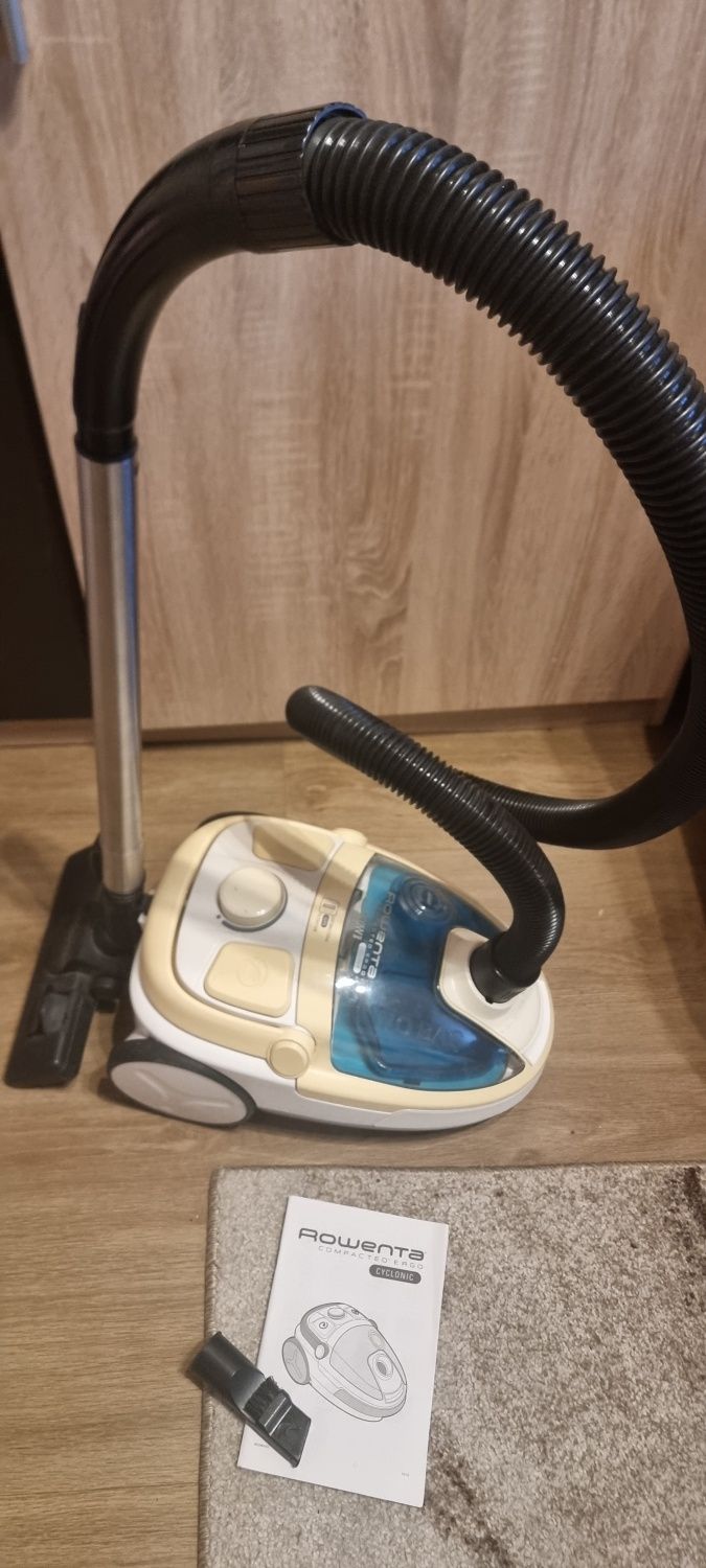 Odkurzacz bezworkowy Rowenta  1800w