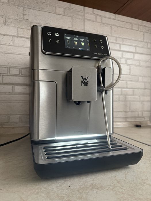 Кавомашина WMF Perfection 680 CP856D15