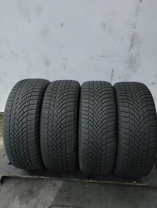 Продам шини 235/55R19