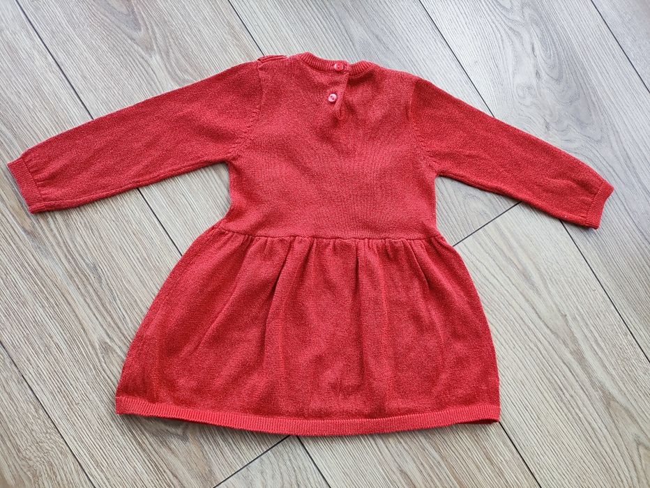 Śliczna świąteczna czerwona sukienka sweterkowa Sinsay złota nitka