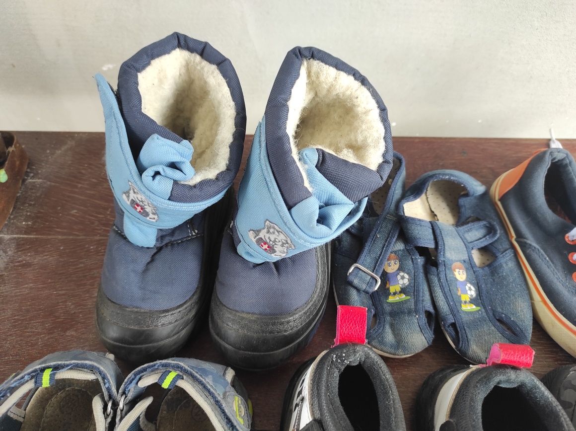 Пакет обуви на мальчика размеры 27-29 обмен одежды на продукты