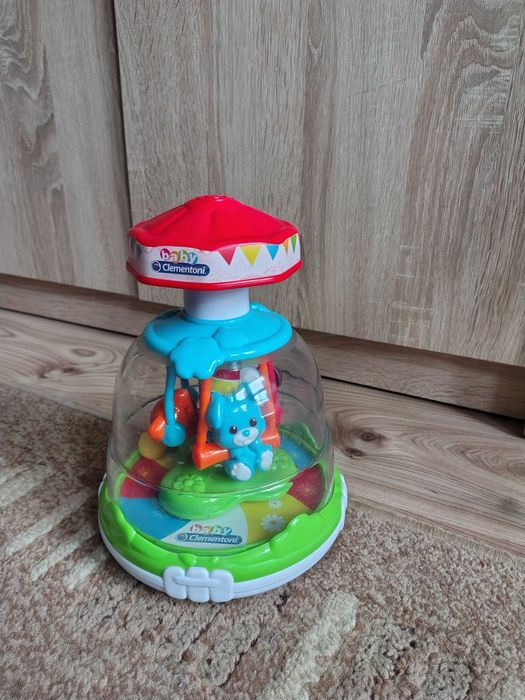 Zabawka Karuzela kolorowy bączek ze zwierzątkami