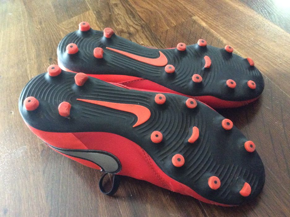 Buty Korki Nike Tiempo - rozm35,5 , wkładka 22,5cm