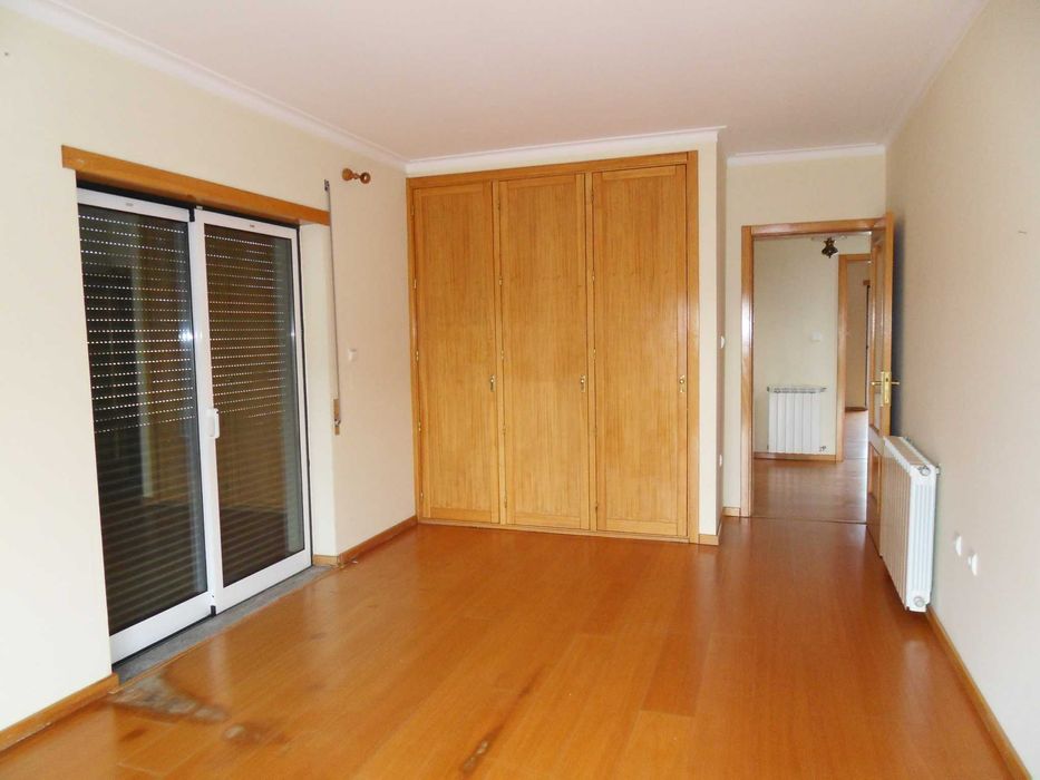 Moradia Isolada T5, Aquecimento Central, Rio de Loba, Viseu