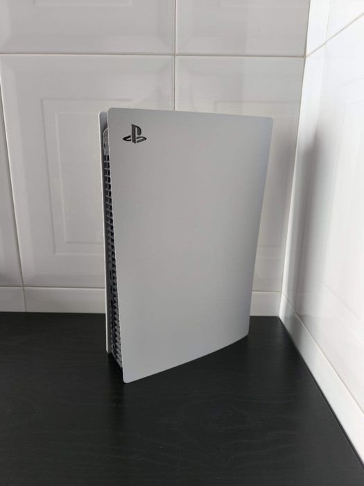 PlayStation 5 PS5 Digital Sem comando