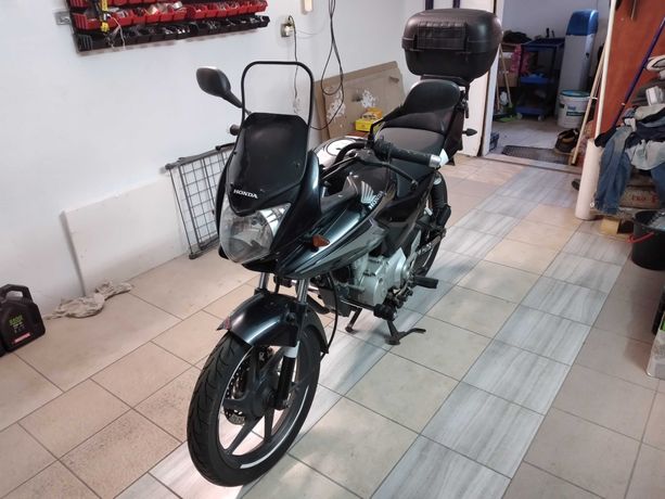 Sprzedam Honda CBF125