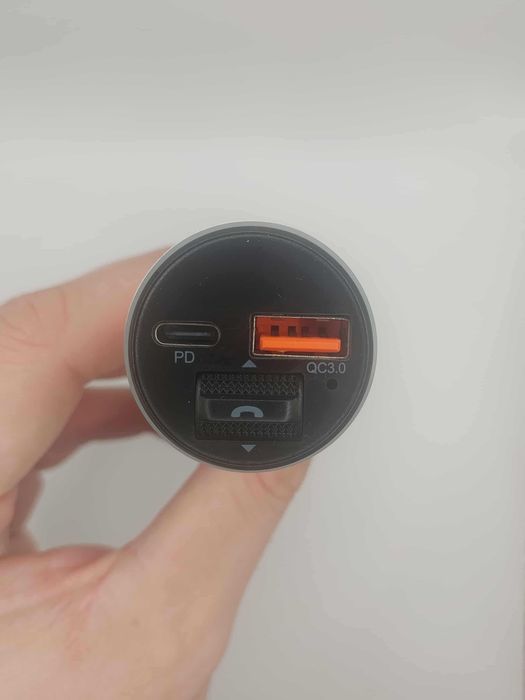 FM Bluetooth Transmitter do auta – model BC99 (QC3.0 + PD3.0).