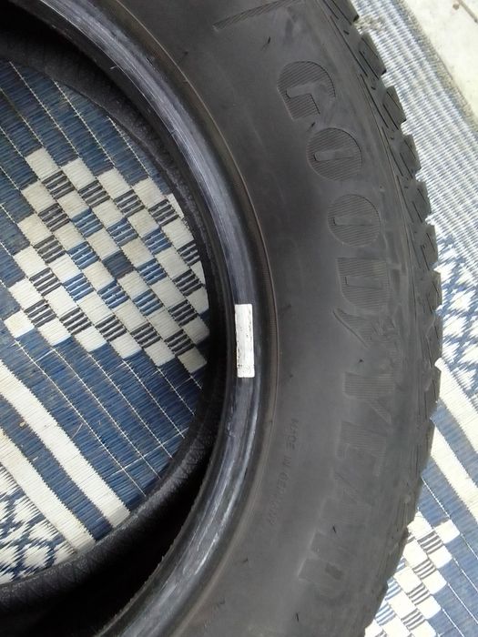 Opona wielosezonowa 225/60r17 GOODYEAR 2019r 6mm