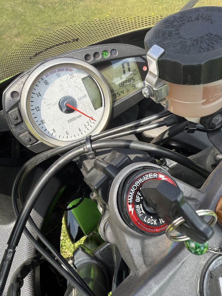Kawasaki Ninja ZX6R