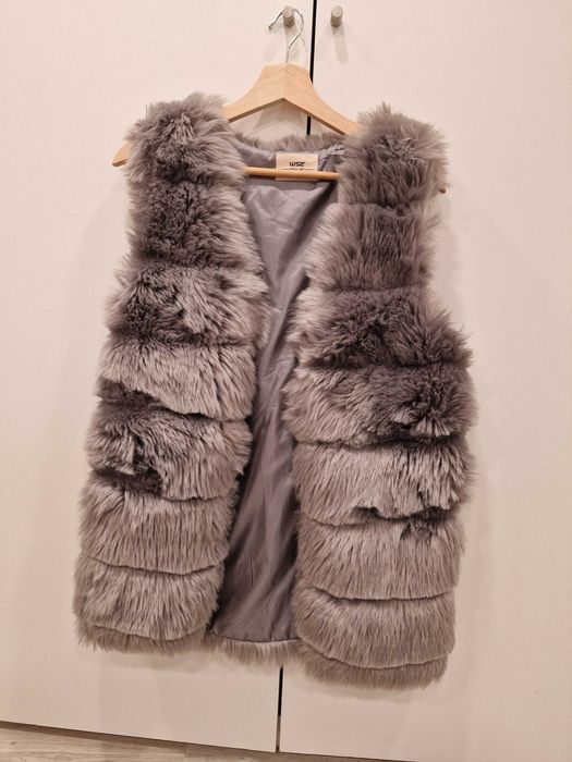 Colete de senhora, em pêlo