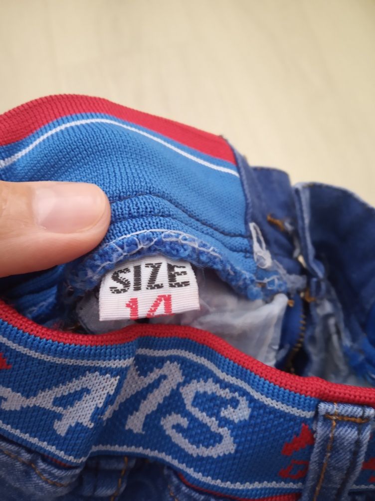 Продам      джинсы