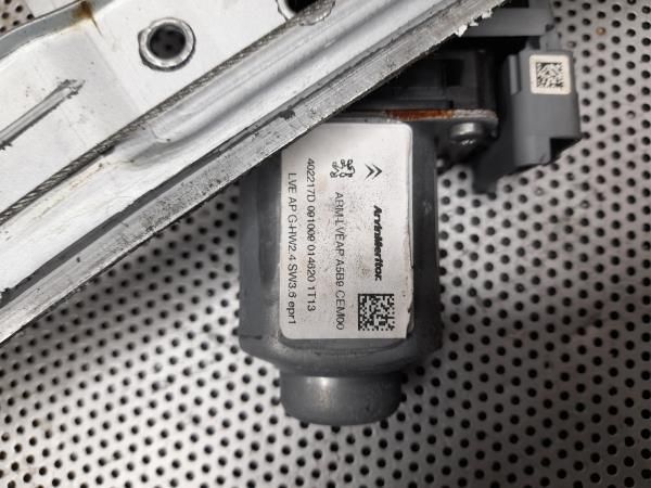 Elevador vidros frente esquerdo CITROËN C3 II (SC_)