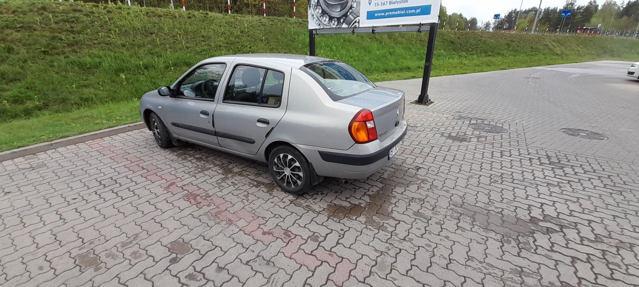 Renault thalia 1.4 benzyna, uszkodzony