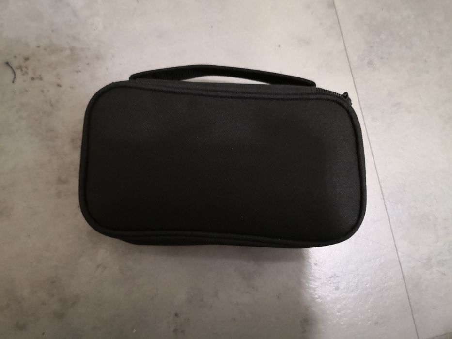 Organizer Uniwersalny Na Kable Słuchawki Ładowarki