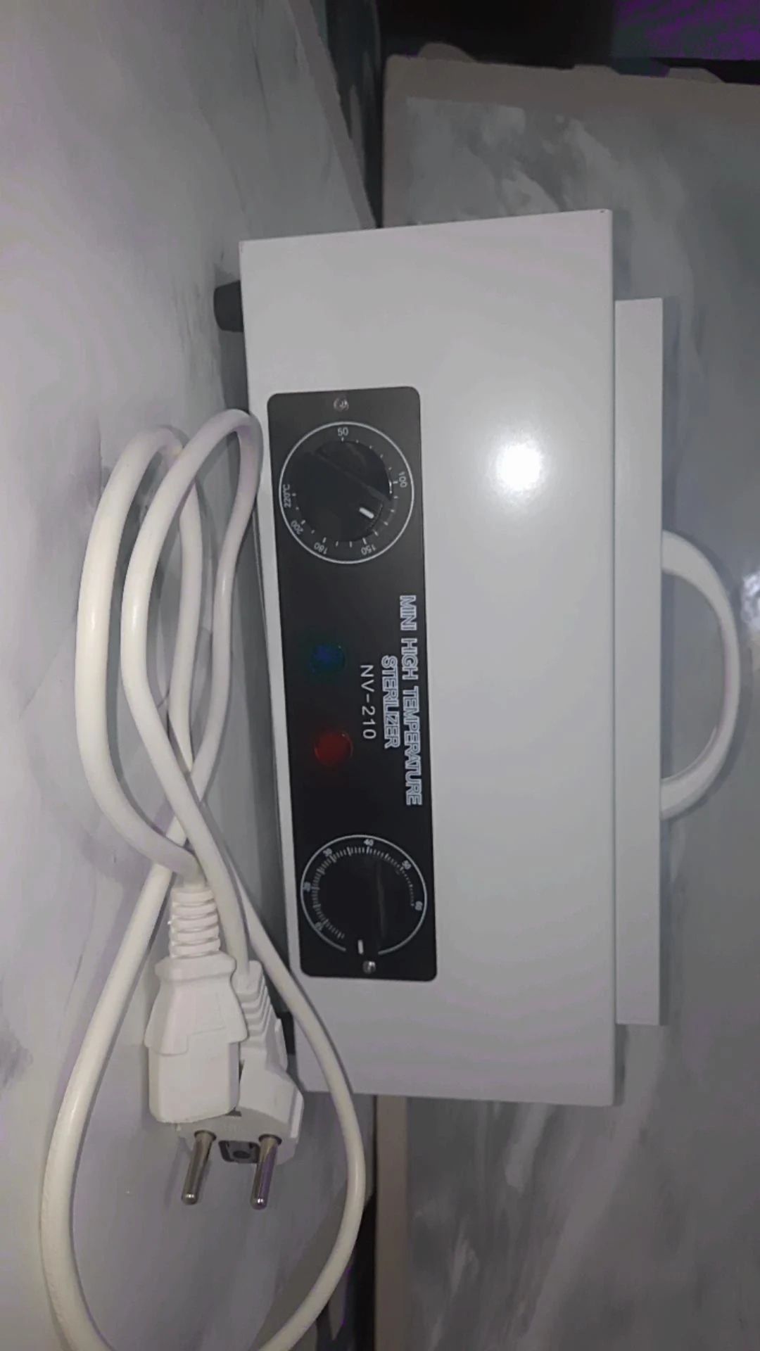 Sterylizator gorącym powietrzem NV-210