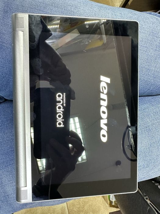 Продам Lenovo Yoga Tablet 2-830l