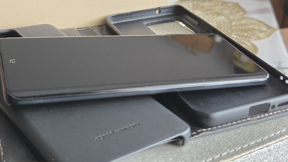 Edge 40 neo 12/256 GB