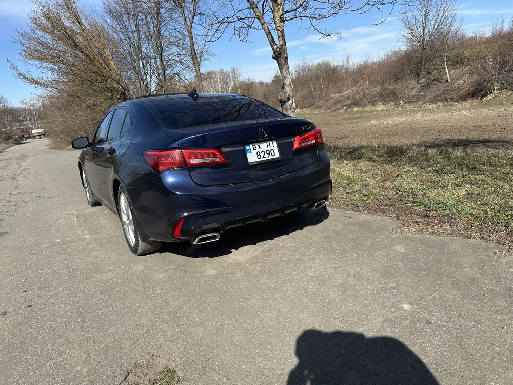 Acura tlx 3.5 повний привід