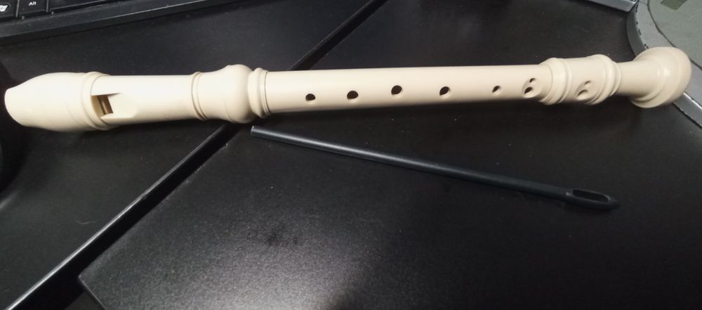 Flauta música escolar tripartida