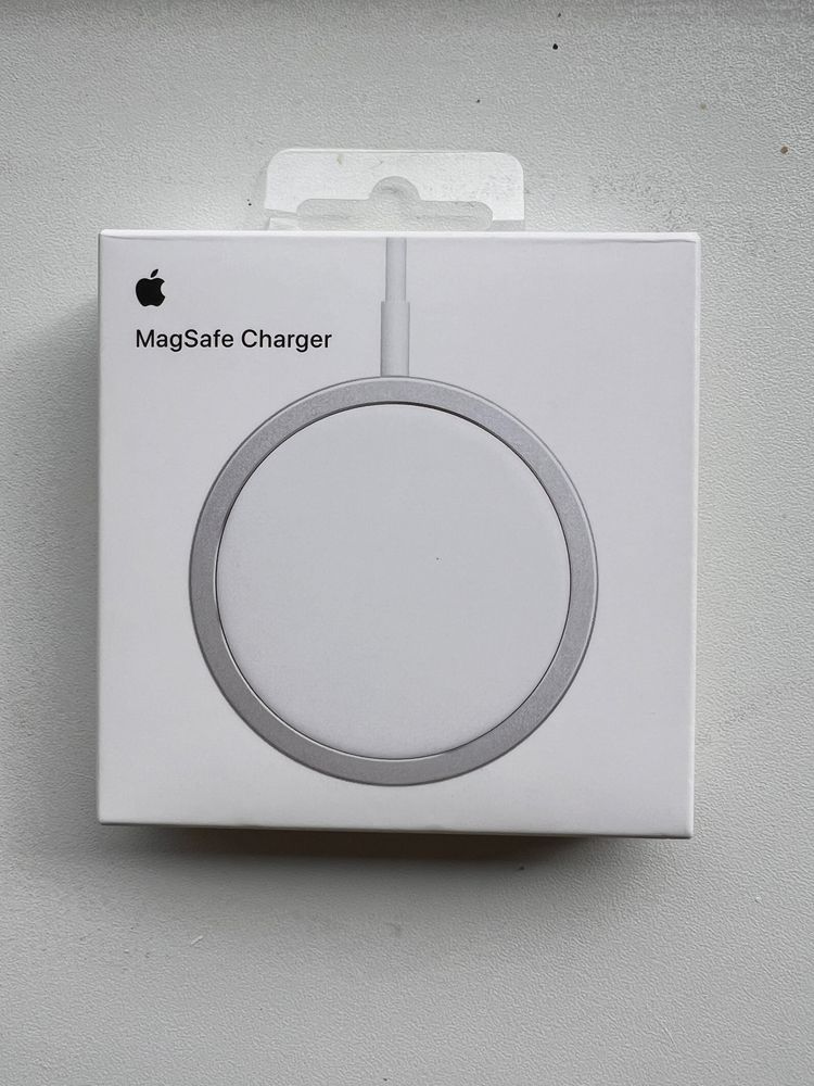 Бездротовий зарядний пристрій APPLE MagSafe Charger