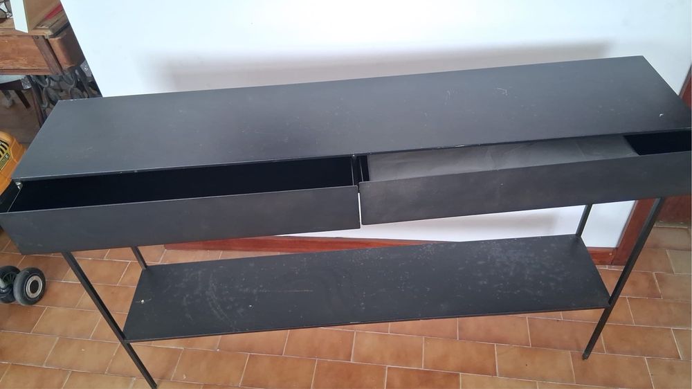 Consola com tampo duplo em metal efeito usado, Fébée