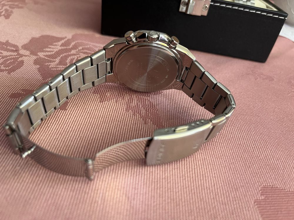 Zegarek Casio Edifice EFS-S570