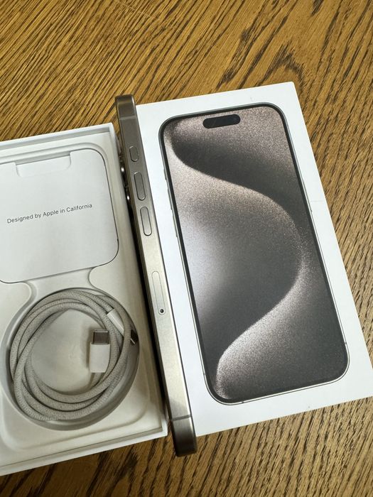 IPhone 15 Pro 256gb ідеал 10/10 батарея 87%