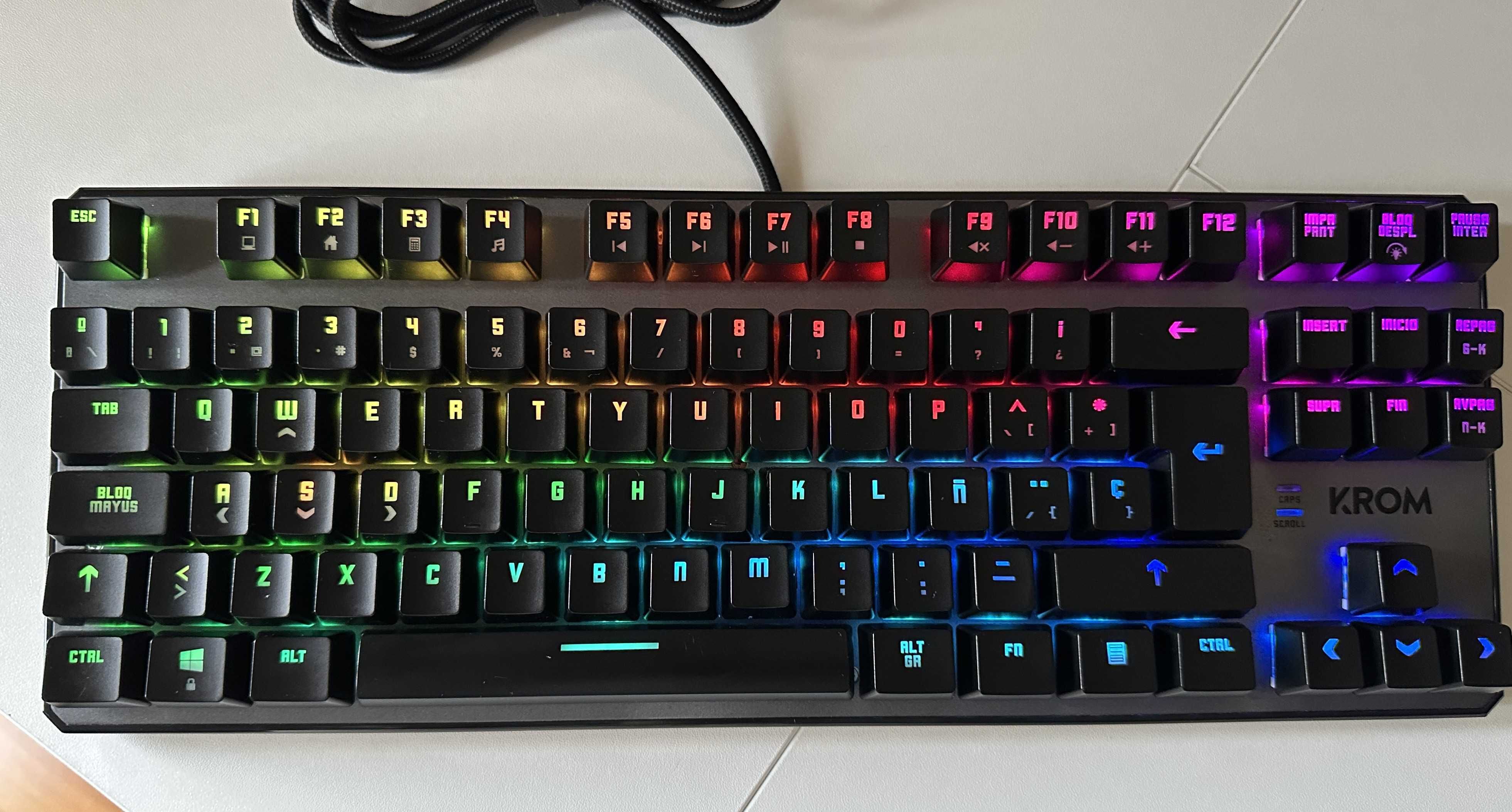 Teclado / Keyboard KROM Kernel TKL