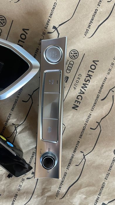 Кнопки сенсорні audi a6 c8